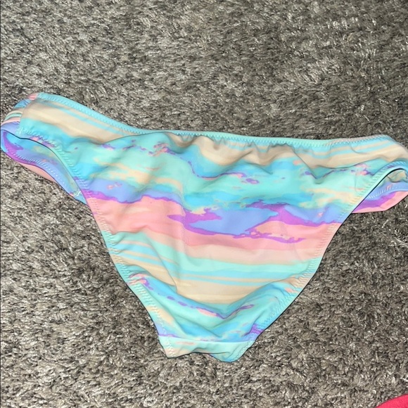 Victoria's Secret  Bikini Bottom - Picture 4 of 4